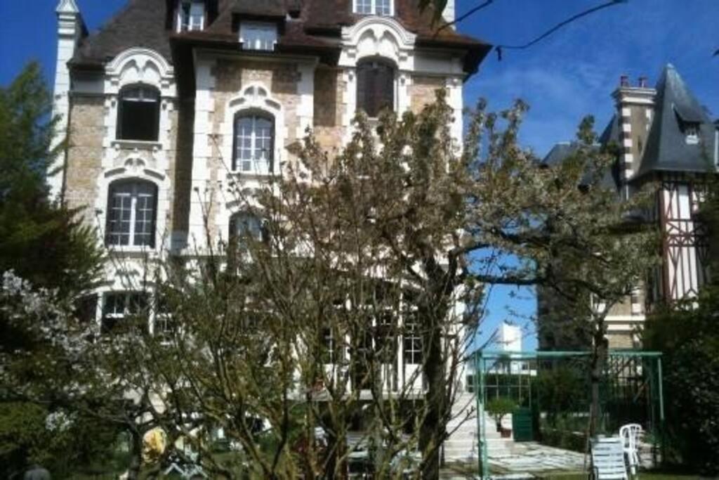 Les Embruns - Plein Ciel - Appartement 3Eme Etage Deauville Eksteriør bilde