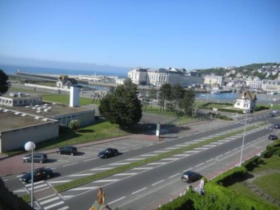 Les Embruns - Plein Ciel - Appartement 3Eme Etage Deauville Eksteriør bilde
